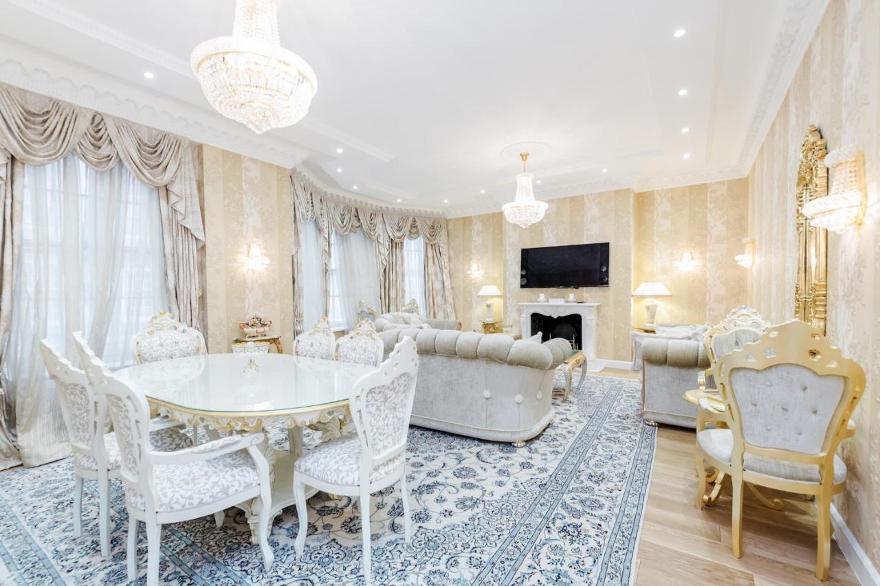 Opulent Mayfair In Grosvenor Square *